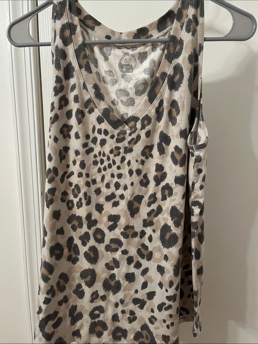 Zella Women's Leopard Print V-Neck Tank Top - Neutral